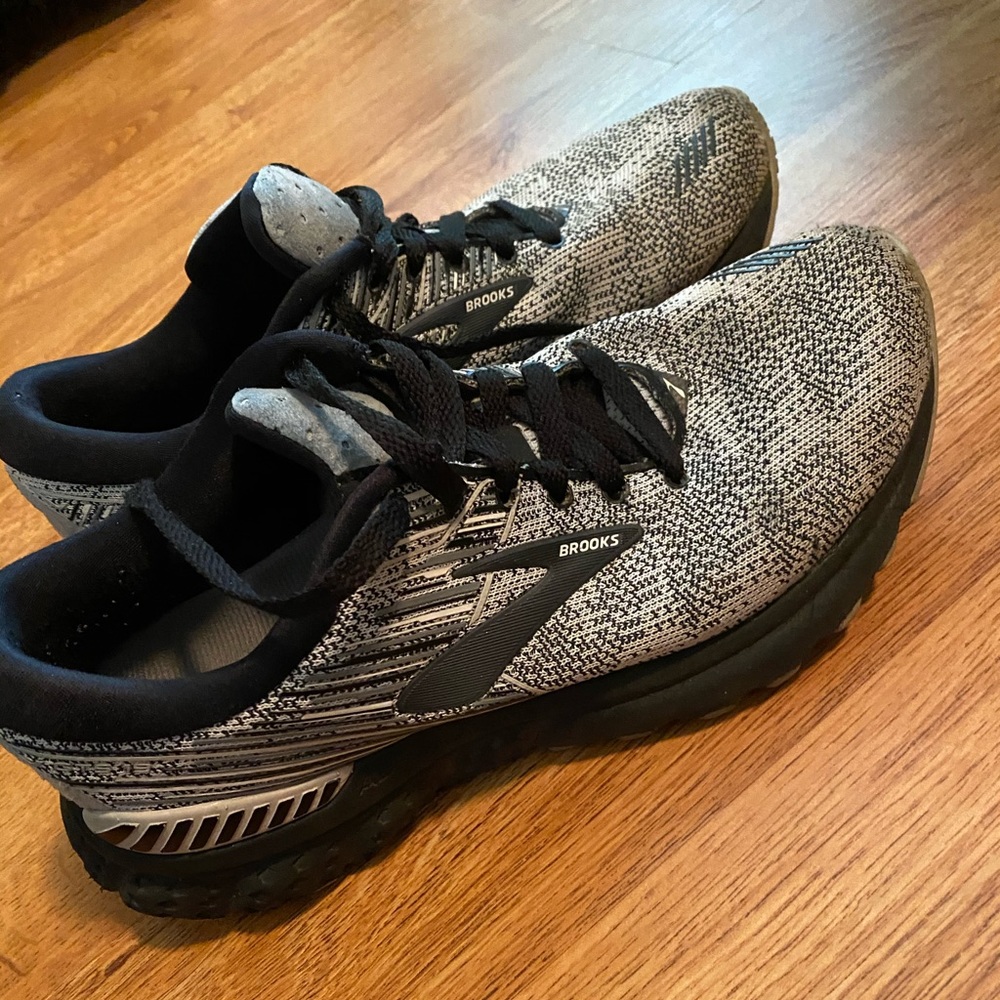 Brooks Adrenaline GTS 20